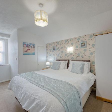 Apartment 7 - 1 Bedroom Sea Front Location - Step Free Access From Rear - Free Parking Paignton Exterior photo